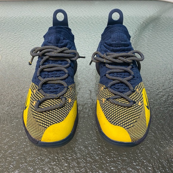 NIKE KD XI (11) | Youth boys | Basketball Shoes. Excellent Used Condition. - Picture 2 of 5
